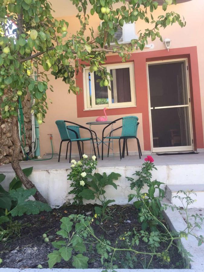 Апартаменти Domenica House Kondaraina Екстер'єр фото